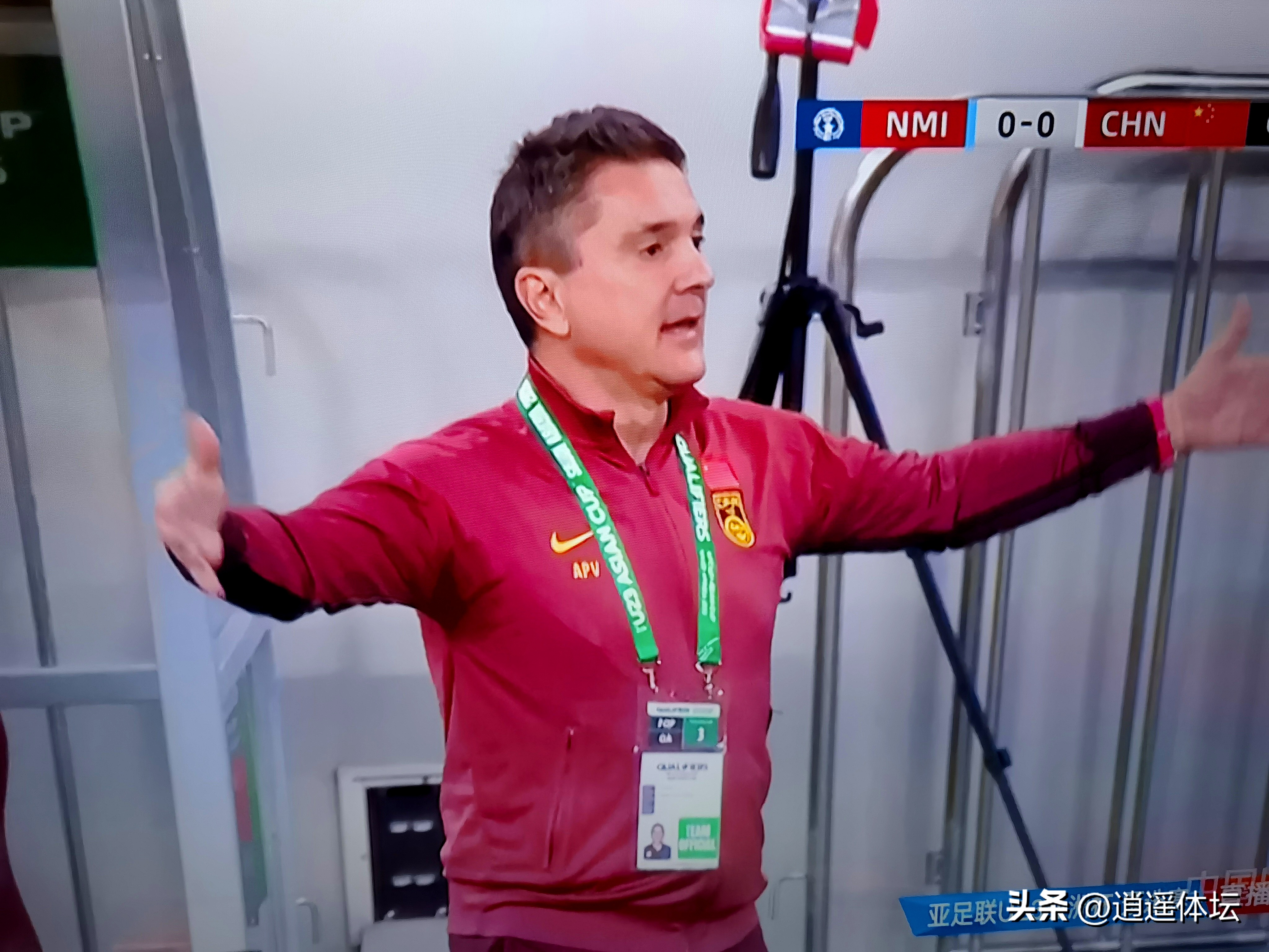 包含亚洲杯赛进入白热化，实力对决燃情开战的词条