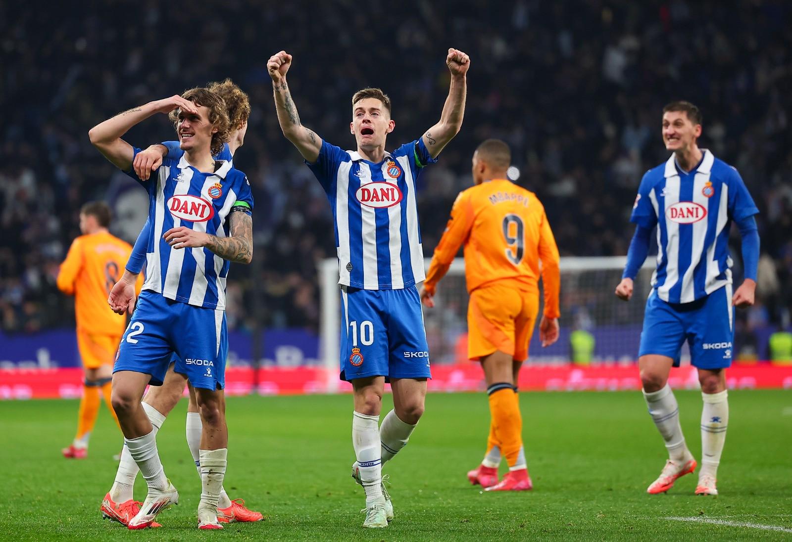 西班牙人主场大胜，豪取胜利追赶积分榜榜首(西班牙人主场球场)